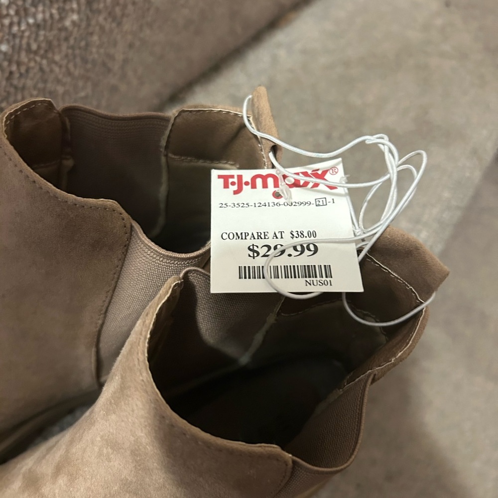 Esprit Tan Ankle Boots - Picture 2 of 6